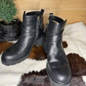 Sofft Jenine Black Boots